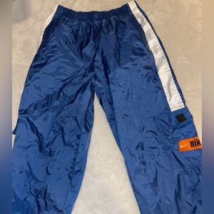 Nike size large cargo pants